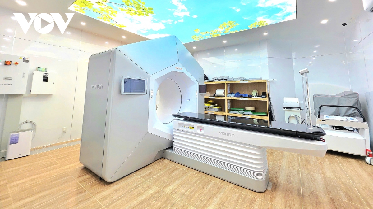 Bệnh viện Ung bướu Cần Thơ vận hành hệ thống xạ trị gia tốc 105 tỷ đồng